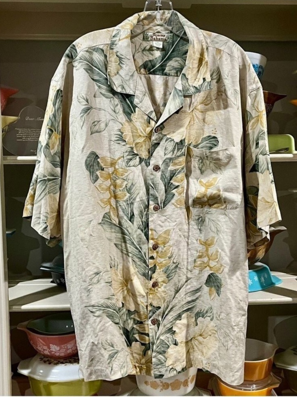 Tommy Bahama Leafy Hibiscus 100% Silk Hawaiian Shirt - Size XL